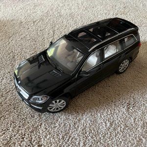 Mercedez Benz Model GL-Class